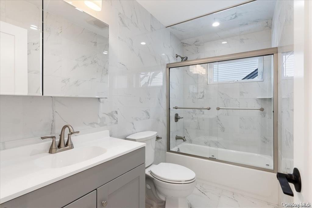 #18 photo, 167-36 145th Avenue, Jamaica , NY 11434