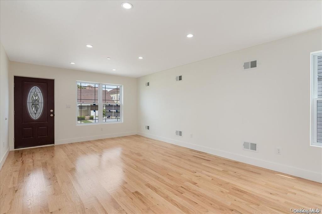 #8 photo, 167-36 145th Avenue, Jamaica , NY 11434