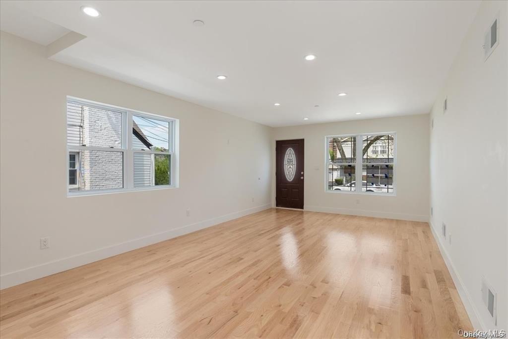 #9 photo, 167-36 145th Avenue, Jamaica , NY 11434