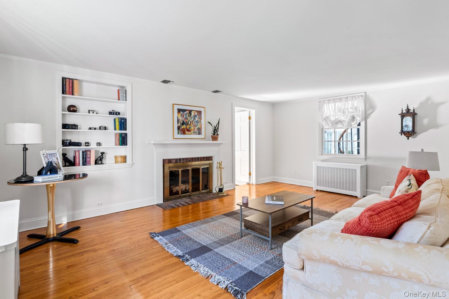 #11 photo, 67 Bay Drive, Massapequa , NY 11758