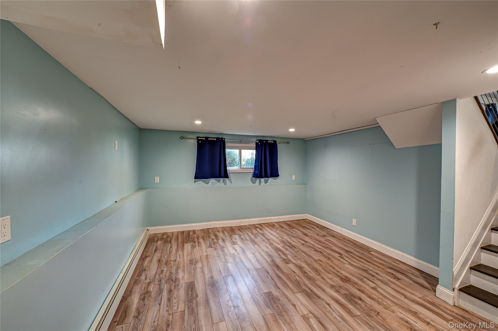 #10 photo, 11 Dwight Circle, Commack , NY 11725