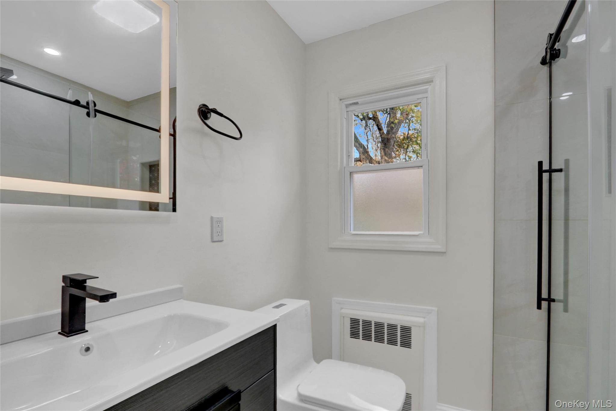 #15 photo, 852 Smith Street, Uniondale , NY 11553