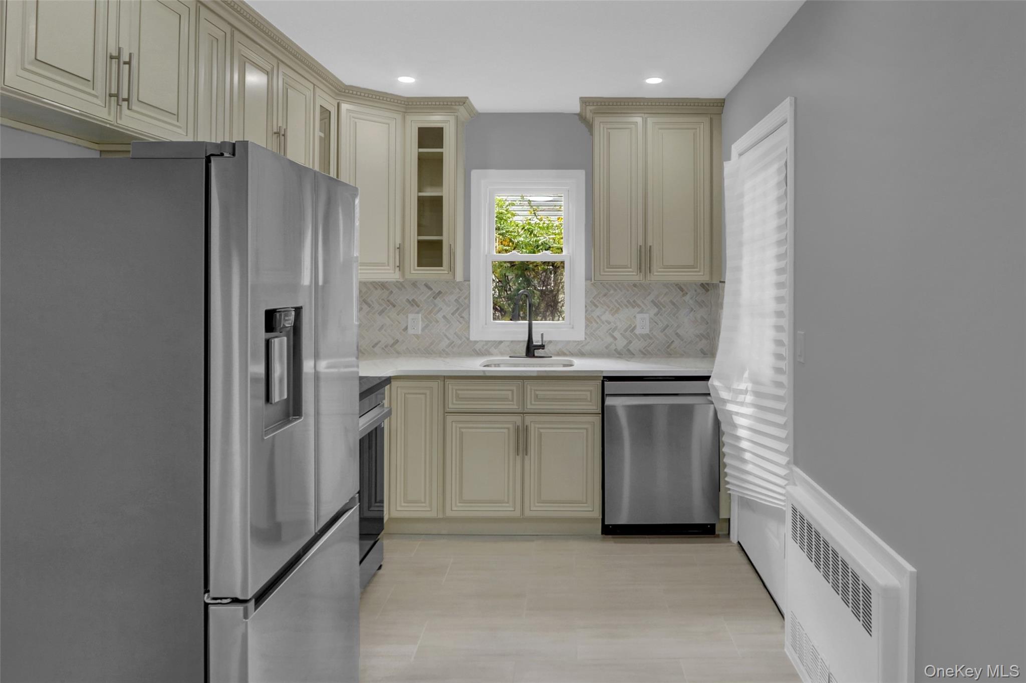 #18 photo, 852 Smith Street, Uniondale , NY 11553