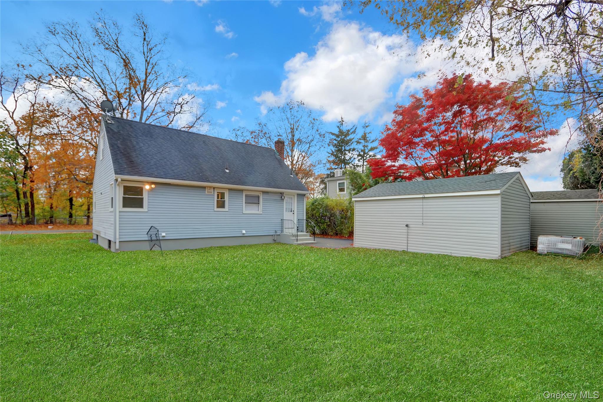 #8 photo, 852 Smith Street, Uniondale , NY 11553