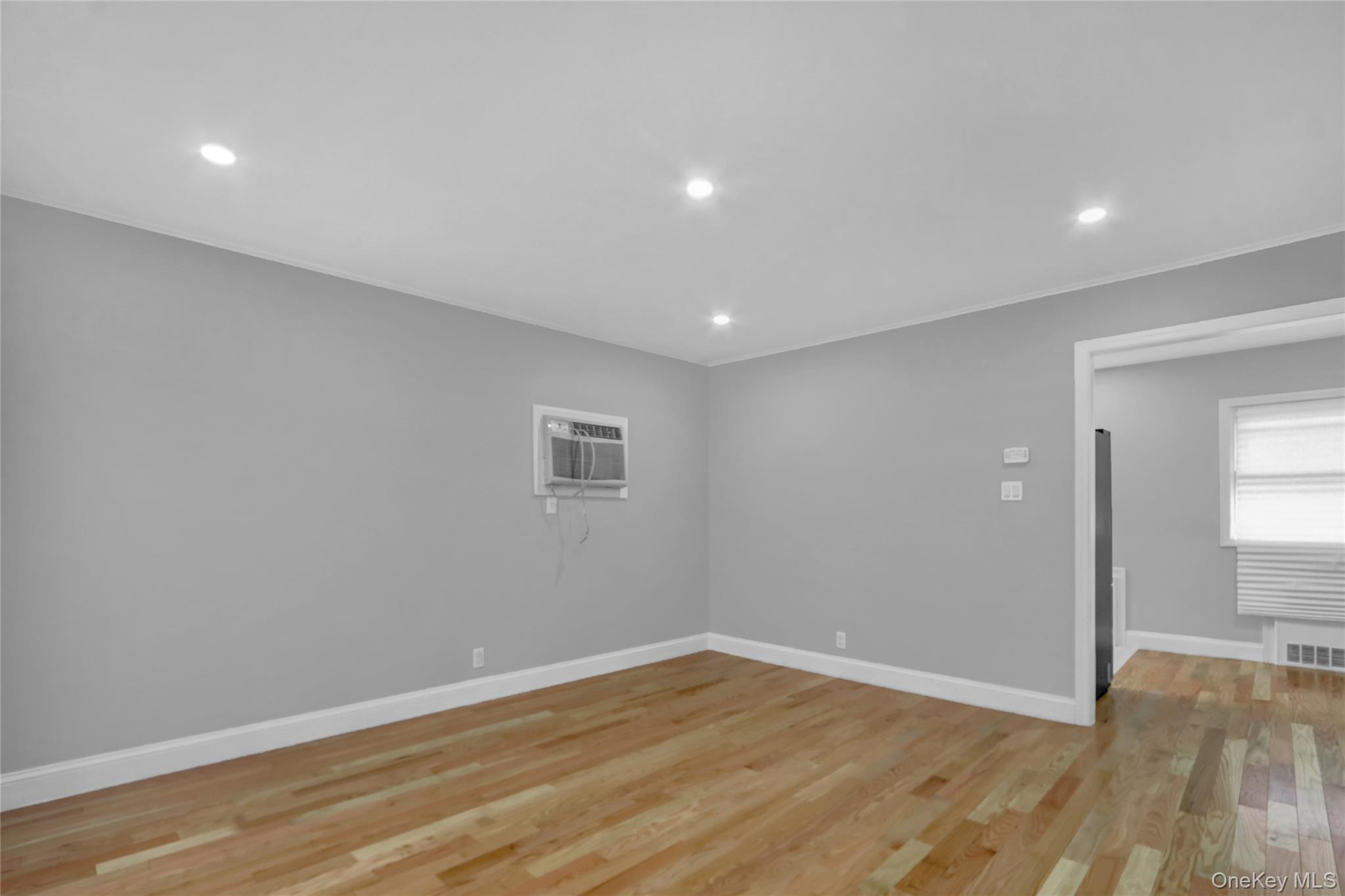 #9 photo, 852 Smith Street, Uniondale , NY 11553