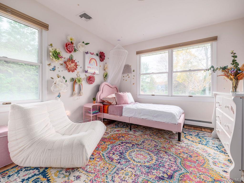 #10 photo, 2400 Aldrich Lane, Laurel , NY 11948