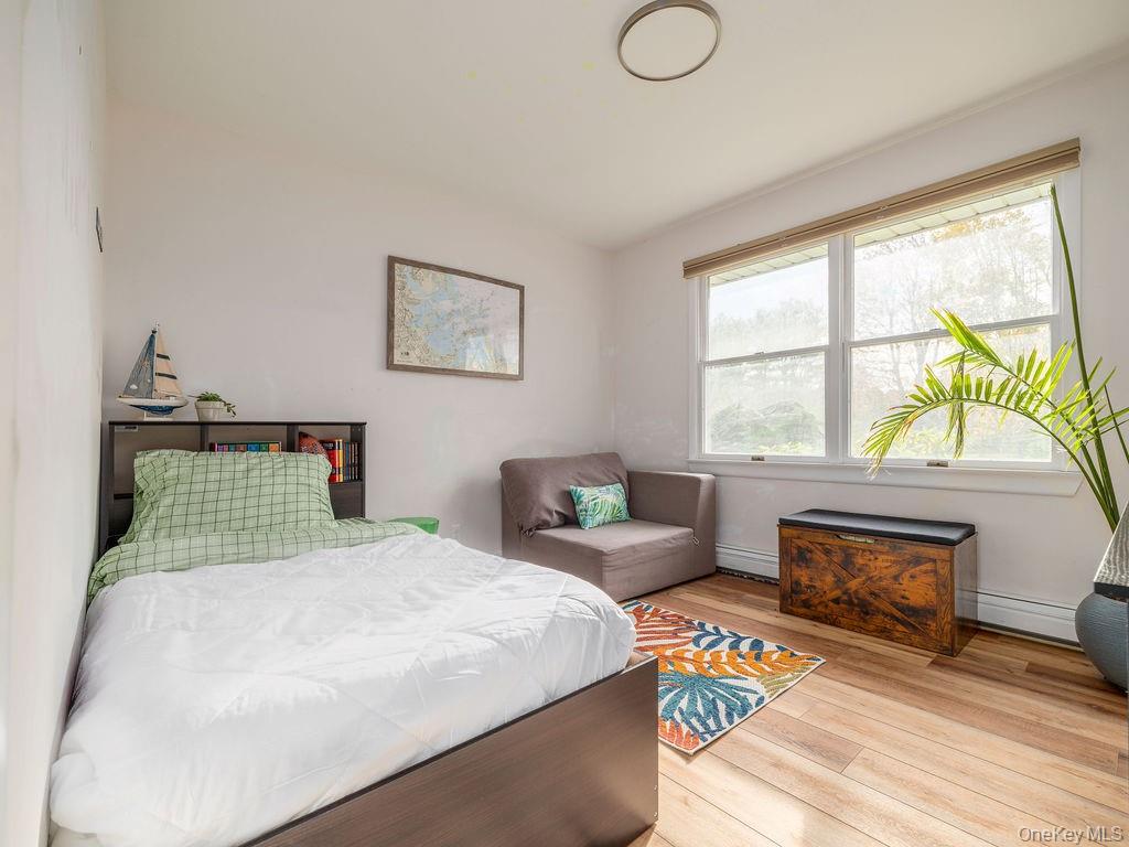 #12 photo, 2400 Aldrich Lane, Laurel , NY 11948