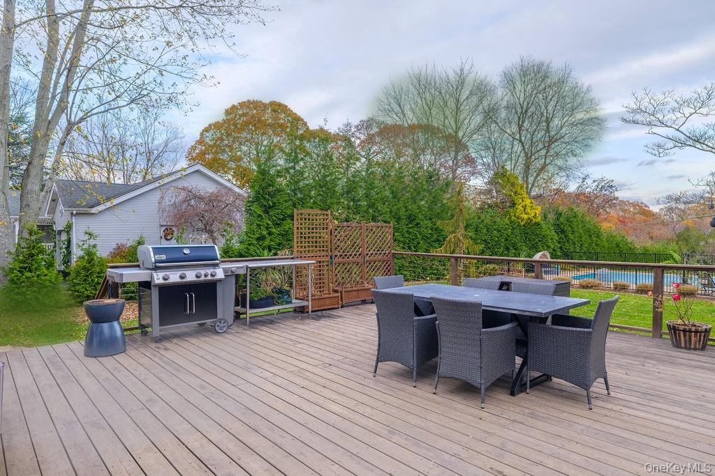 #16 photo, 2400 Aldrich Lane, Laurel , NY 11948