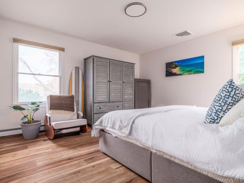 #9 photo, 2400 Aldrich Lane, Laurel , NY 11948