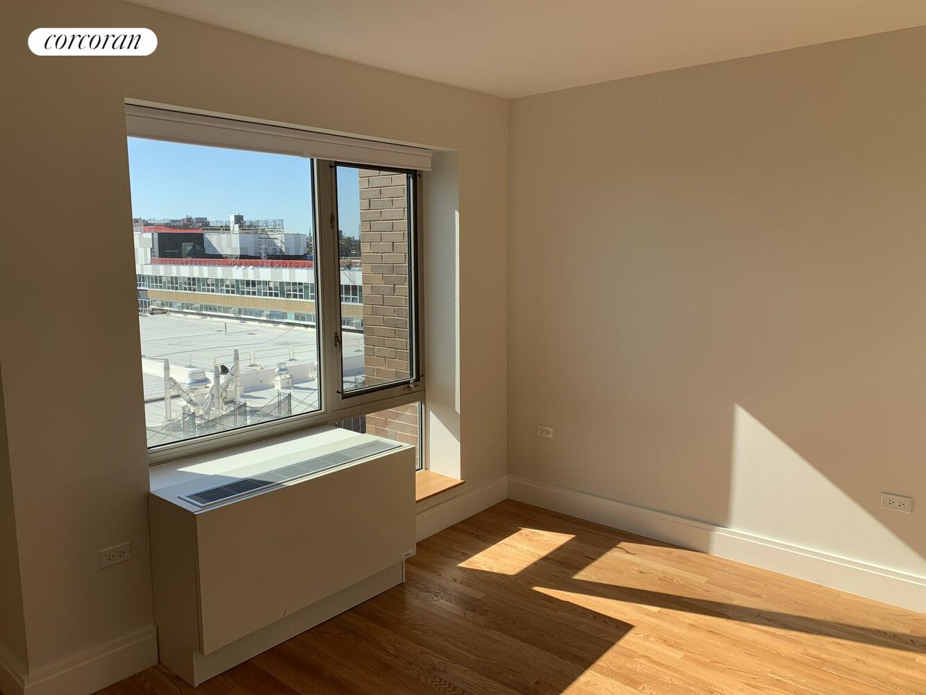 #5 photo, Brooklyn, East Williamsburg , NY 11211