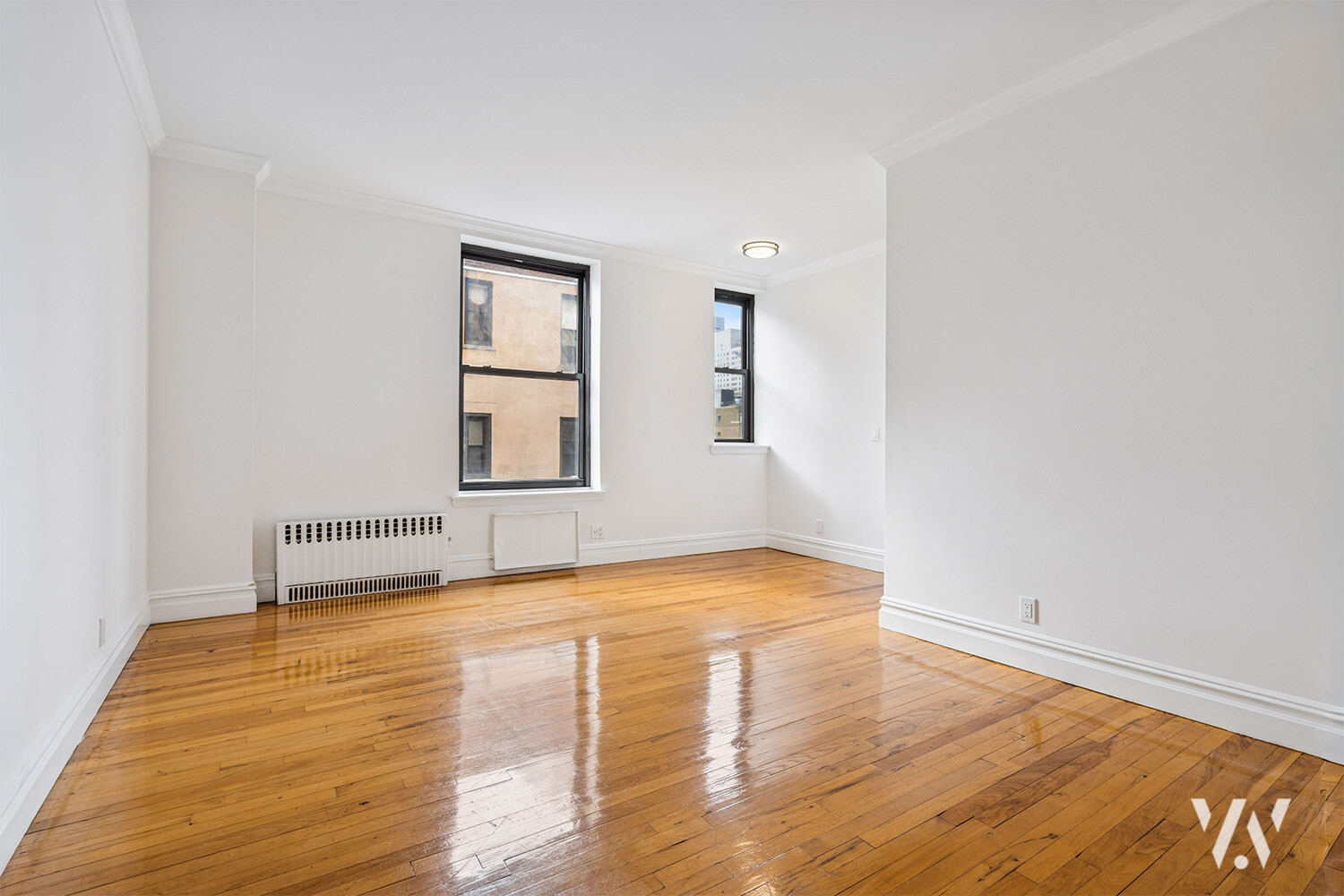 #5 photo, 112 W 72ND Street, Lincoln Square , NY 10023