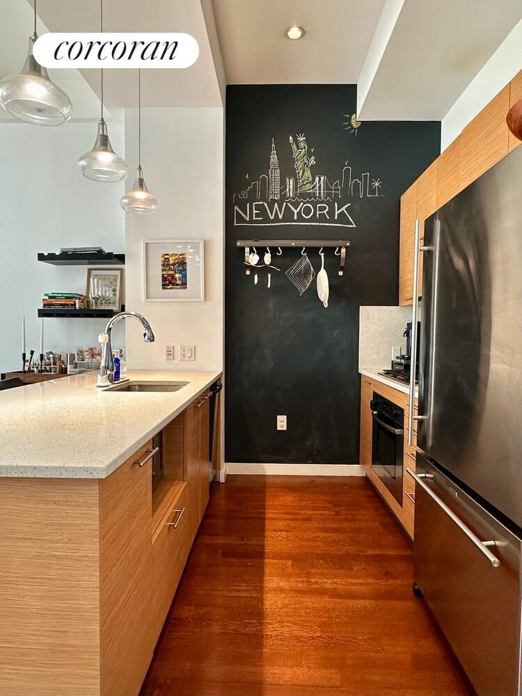 #2 photo, Brooklyn, DUMBO , NY 11201