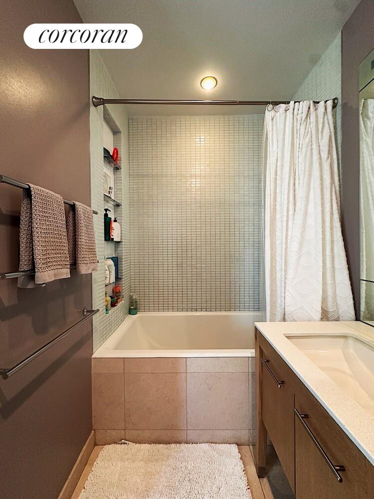 #9 photo, Brooklyn, DUMBO , NY 11201