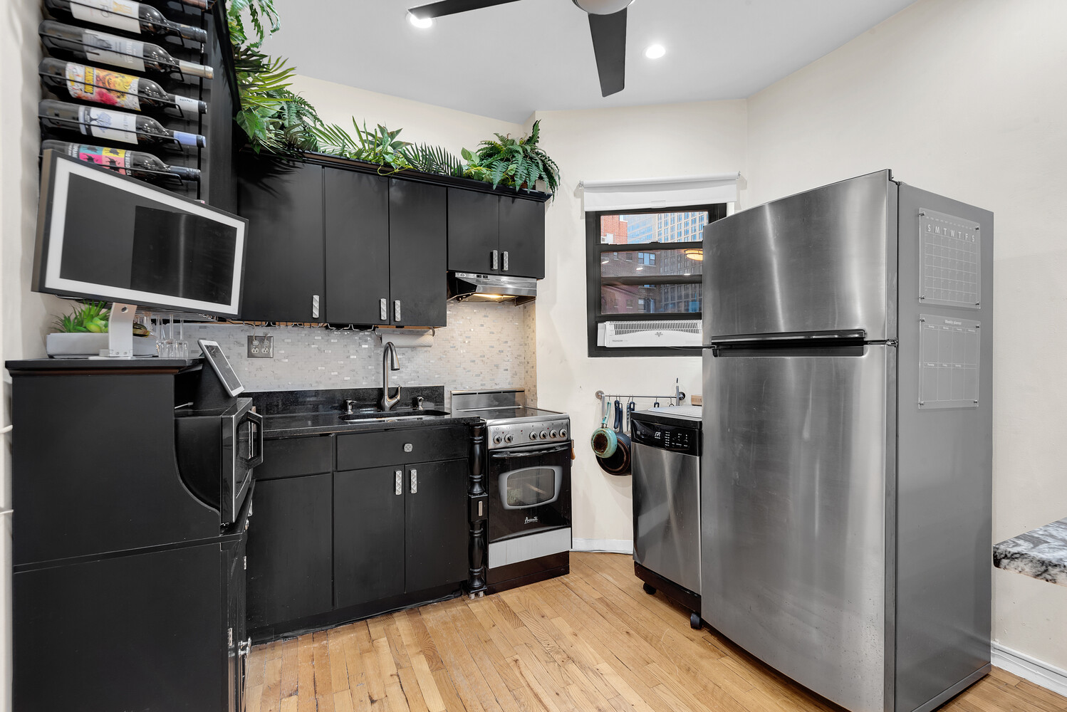 #5 photo, 160 E 91ST Street, Carnegie Hill , NY 10128