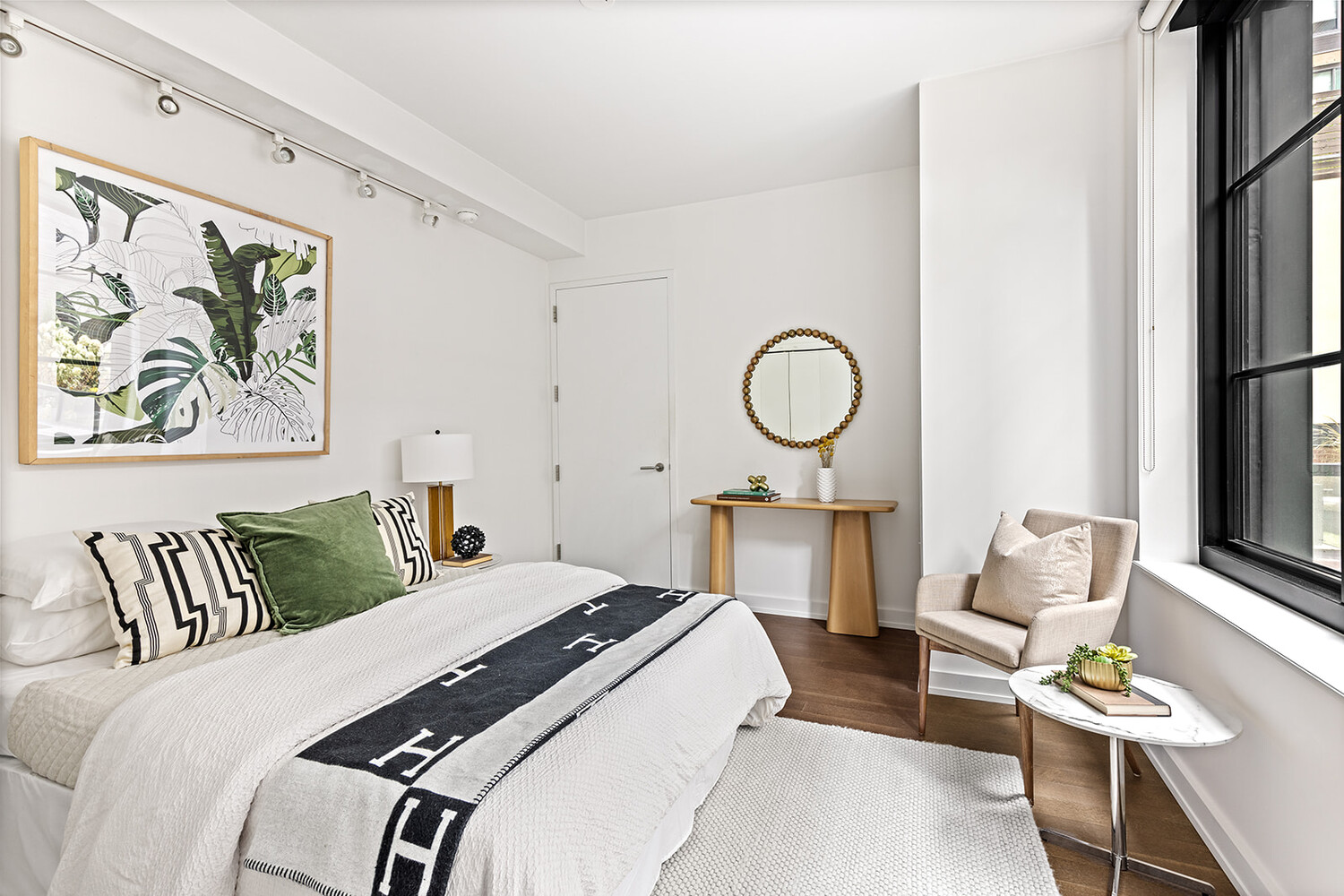 #20 photo, 261 W 25TH Street, Chelsea , NY 10001