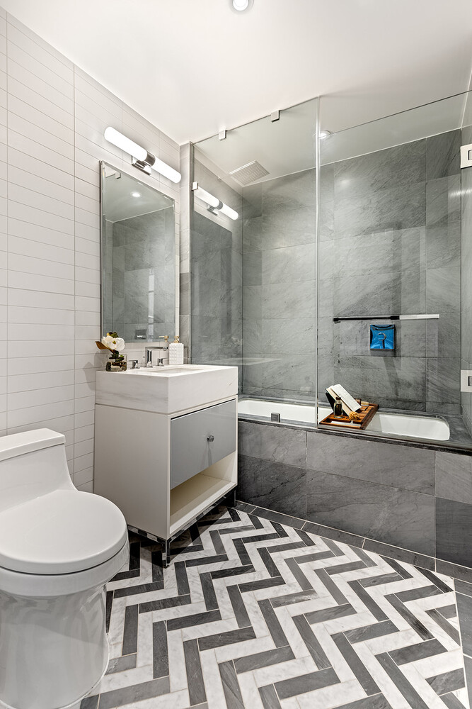 #21 photo, 261 W 25TH Street, Chelsea , NY 10001