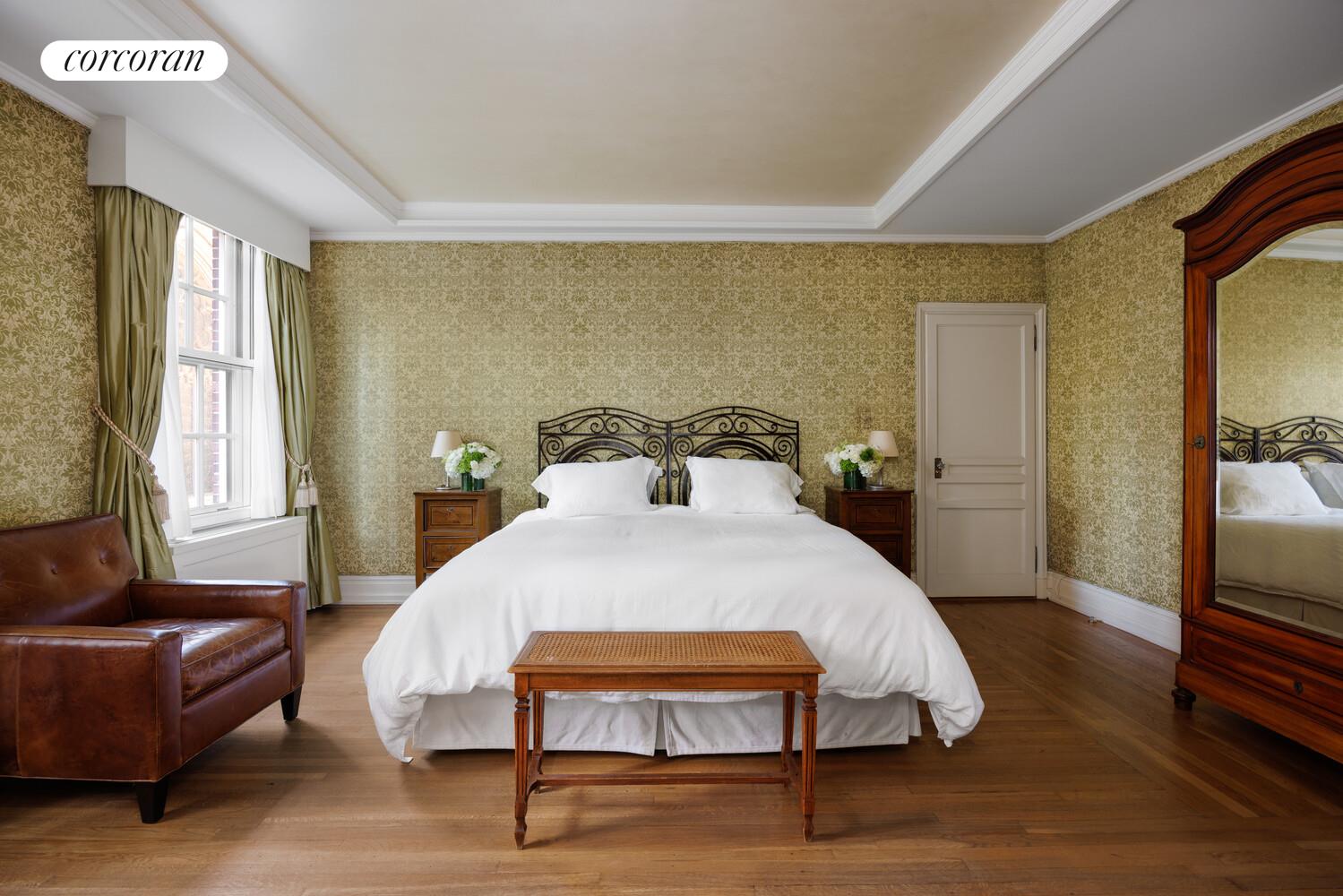 #10 photo, 137 E 66TH Street, Lenox Hill , NY 10065