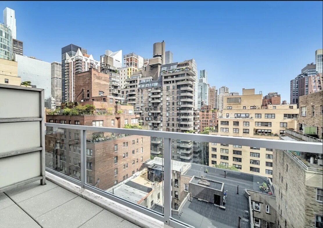 #1 photo, 321 E 48th Street, Turtle Bay , NY 10017