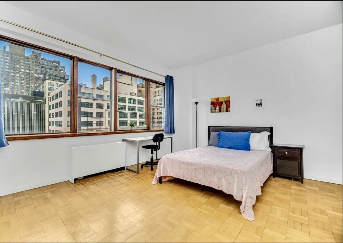 #5 photo, 321 E 48th Street, Turtle Bay , NY 10017