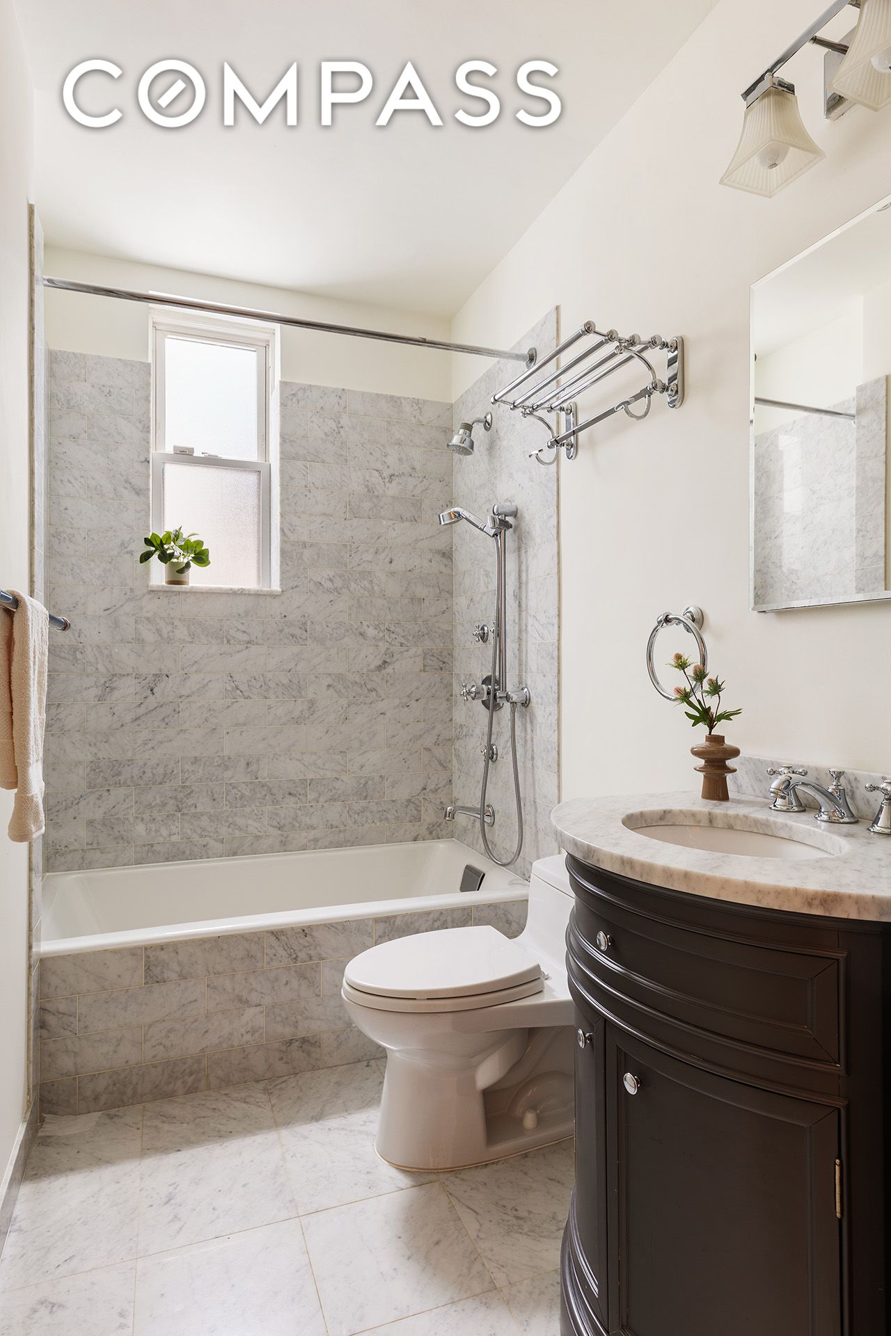 #13 photo, 385 Clinton Street, Carroll Gardens , NY 11231