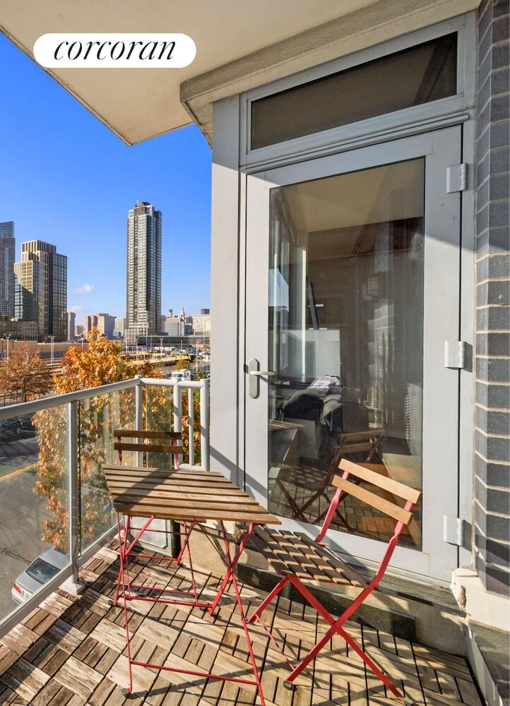 #6 photo, Hunters Point, Hunters Point , NY 11101