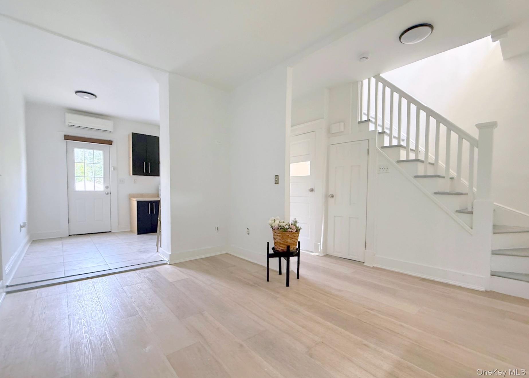 #6 photo, 35 7th Street, New Rochelle , NY 10801