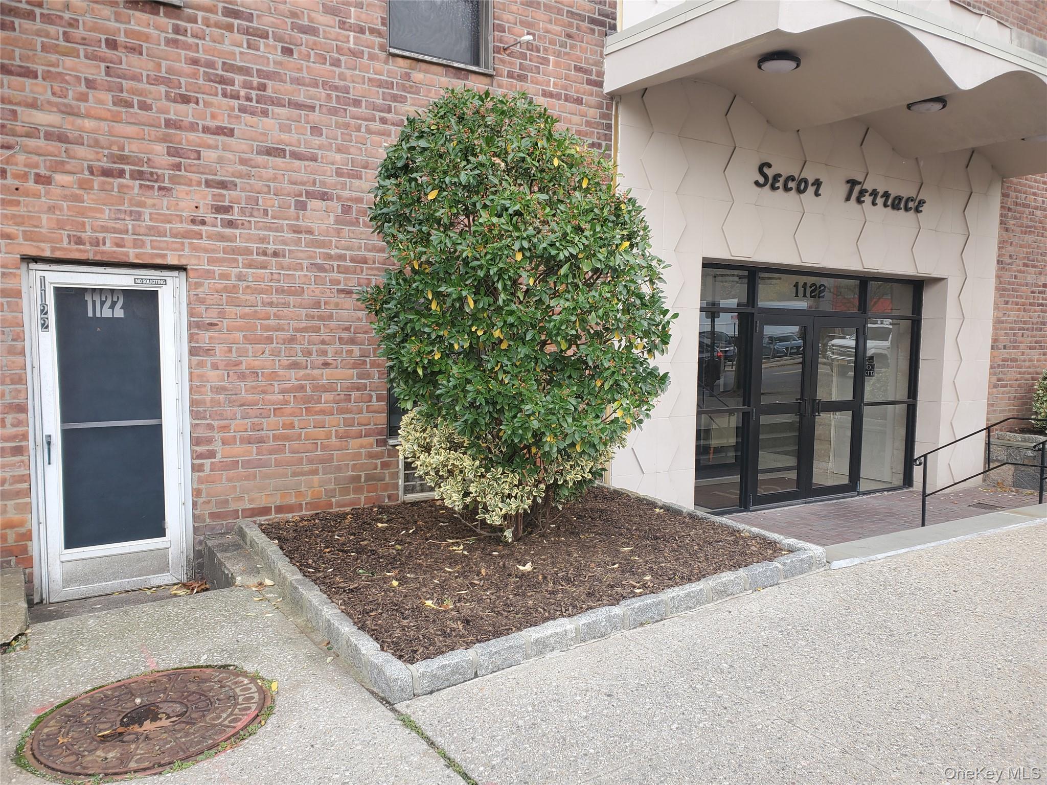 #1 photo, 1122 Yonkers Avenue, Yonkers , NY 10704