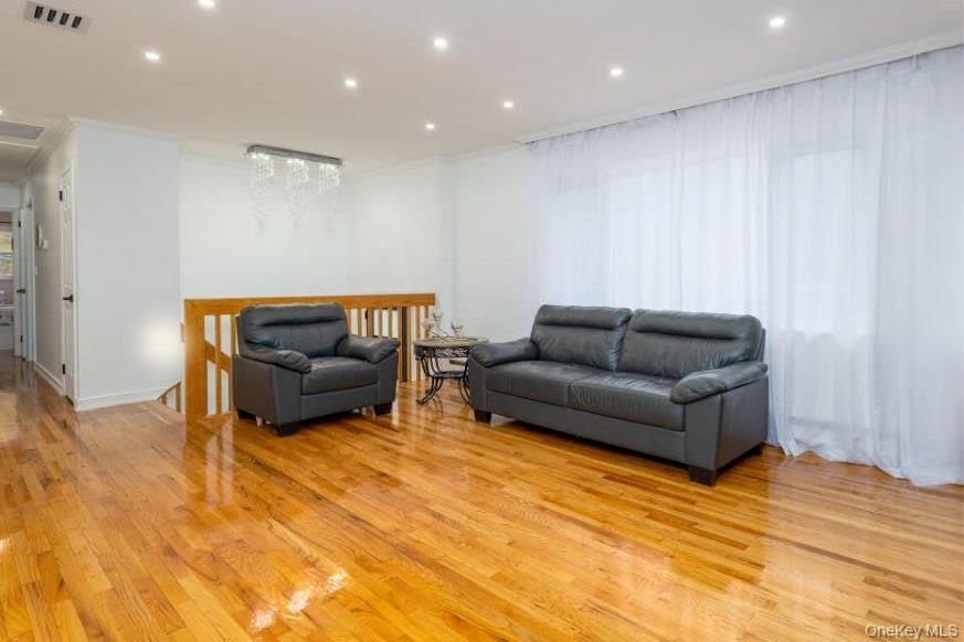 #4 photo, 16 Twin Lakes Drive, Monsey , NY 10952