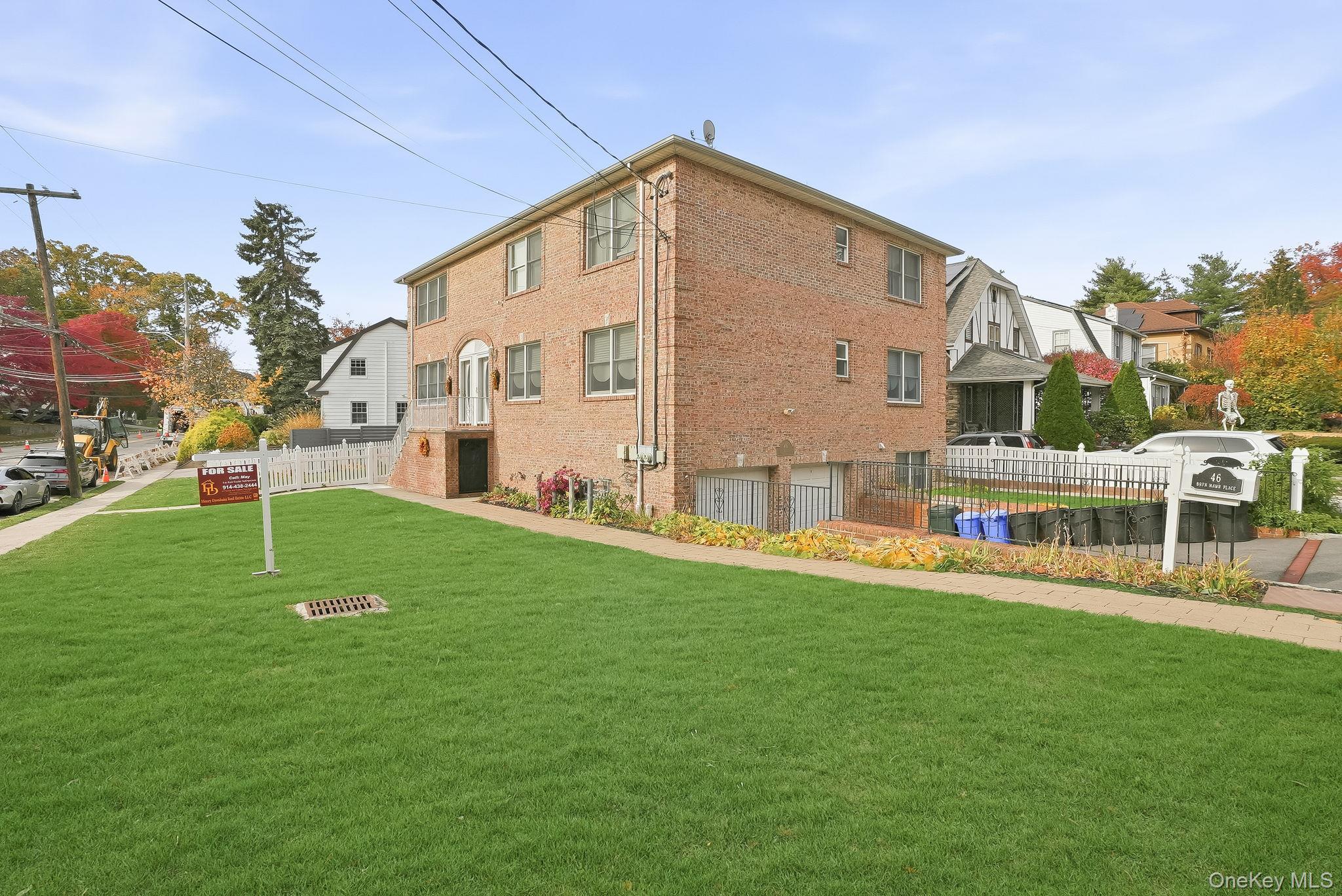 #4 photo, 46 Bryn Mawr Place, Yonkers , NY 10701