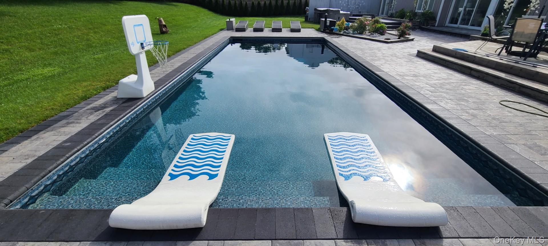 #2 photo, 5 Field Lane, Miller Place , NY 11764