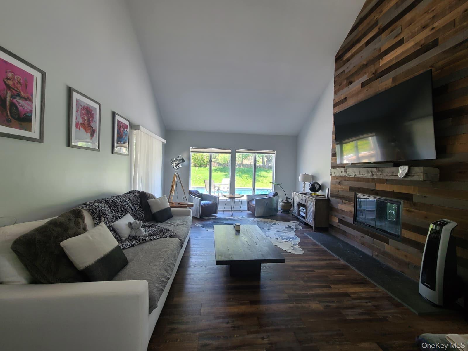 #4 photo, 5 Field Lane, Miller Place , NY 11764