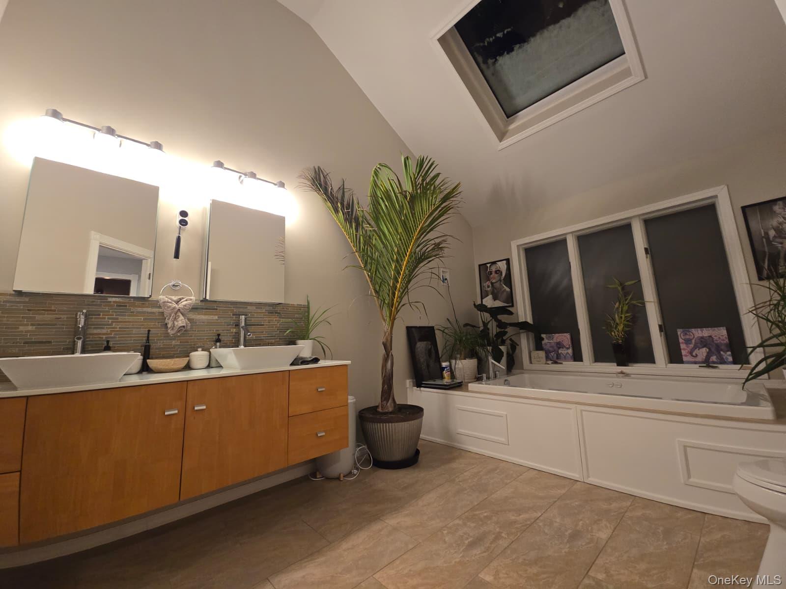 #8 photo, 5 Field Lane, Miller Place , NY 11764