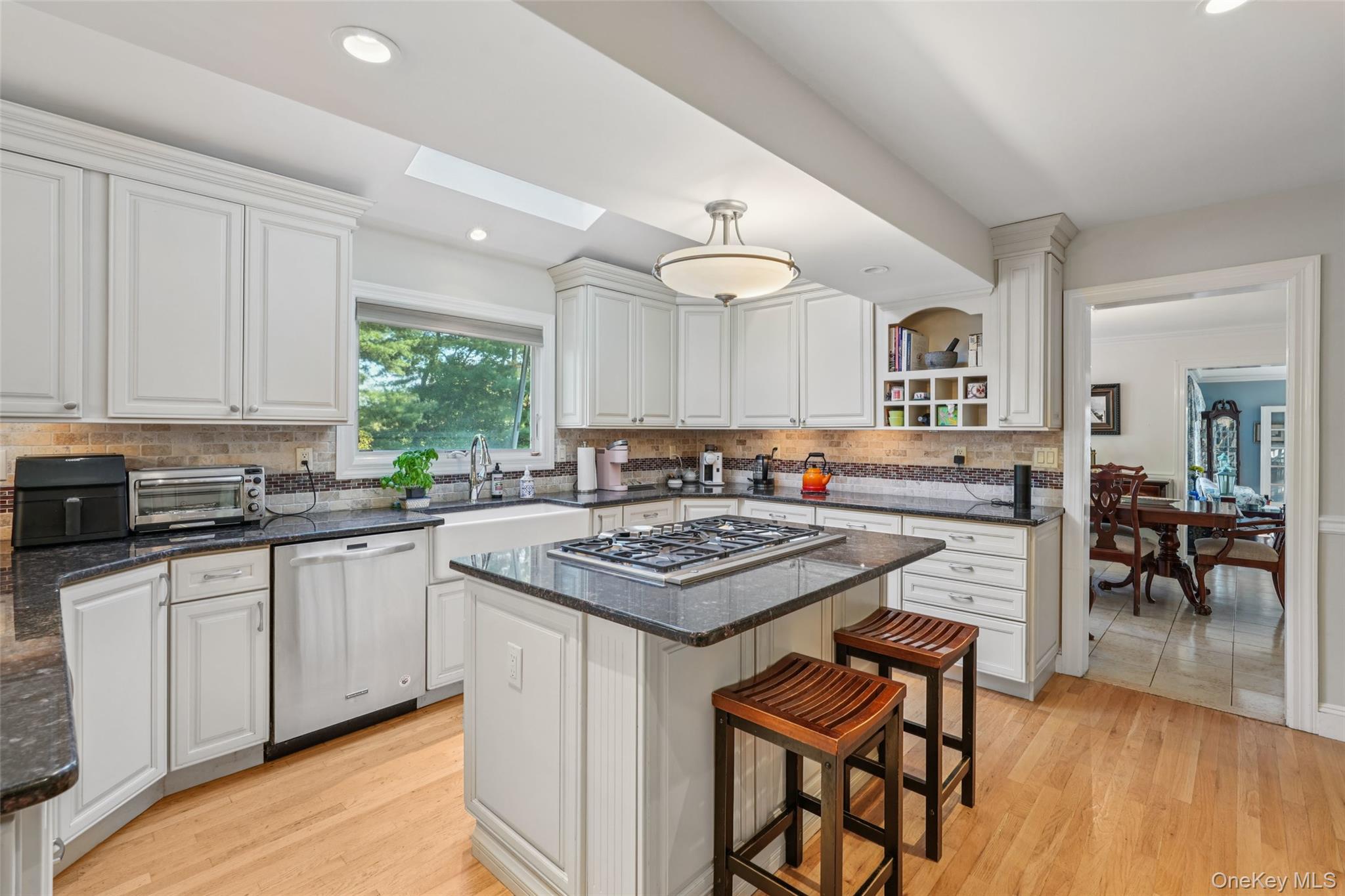 #6 photo, 8 Abbey Road, Orangeburg , NY 10962