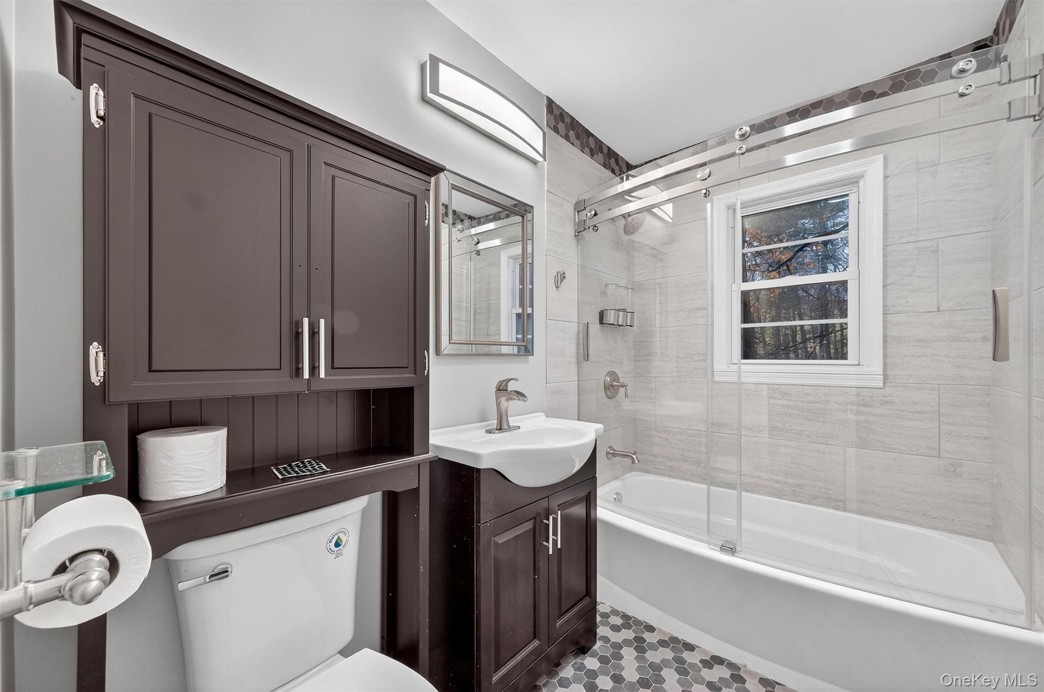 #18 photo, 2710 South Road, Poughkeepsie , NY 12601