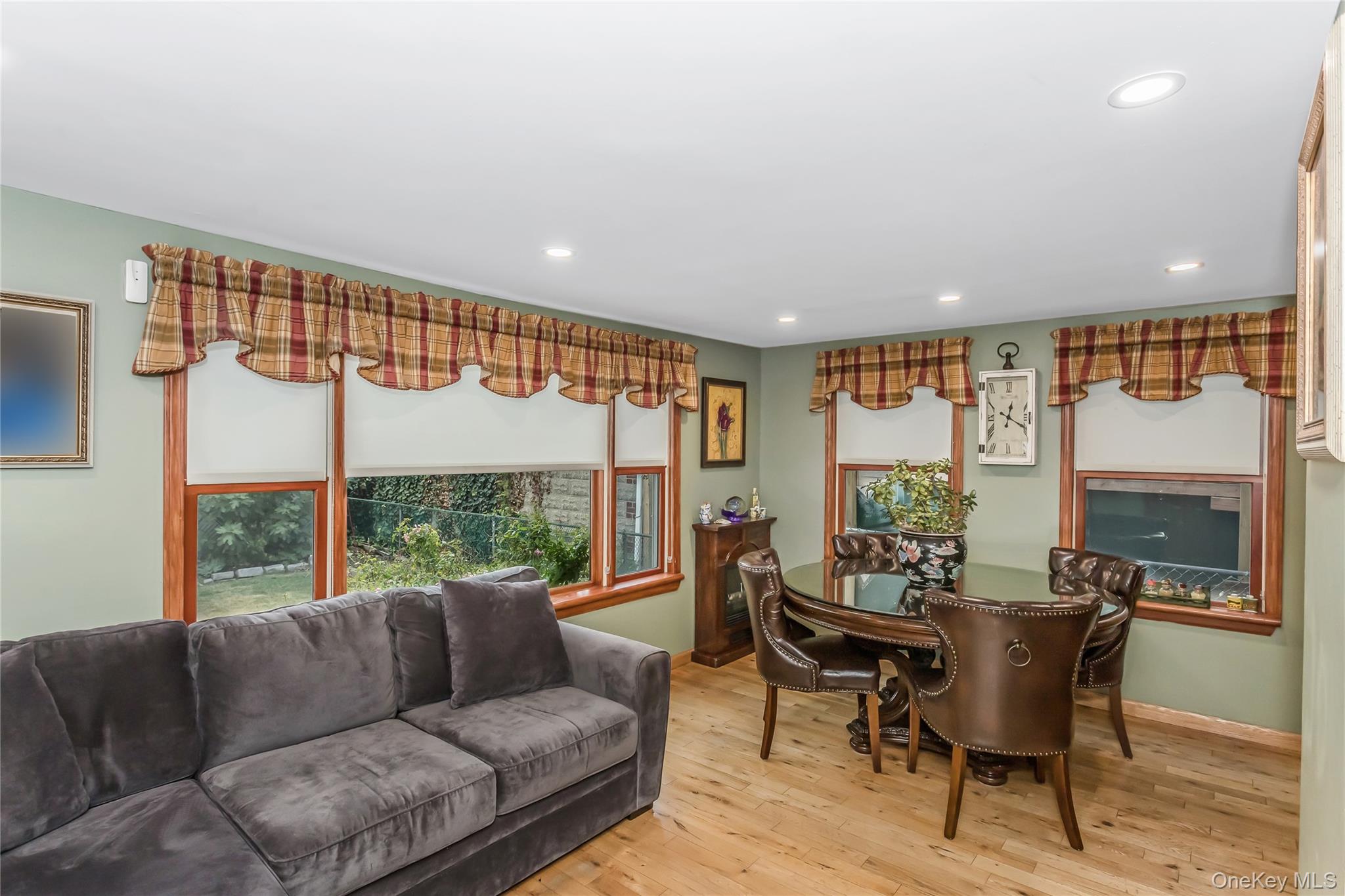 #15 photo, 23-14 205th Street, Bayside , NY 11360