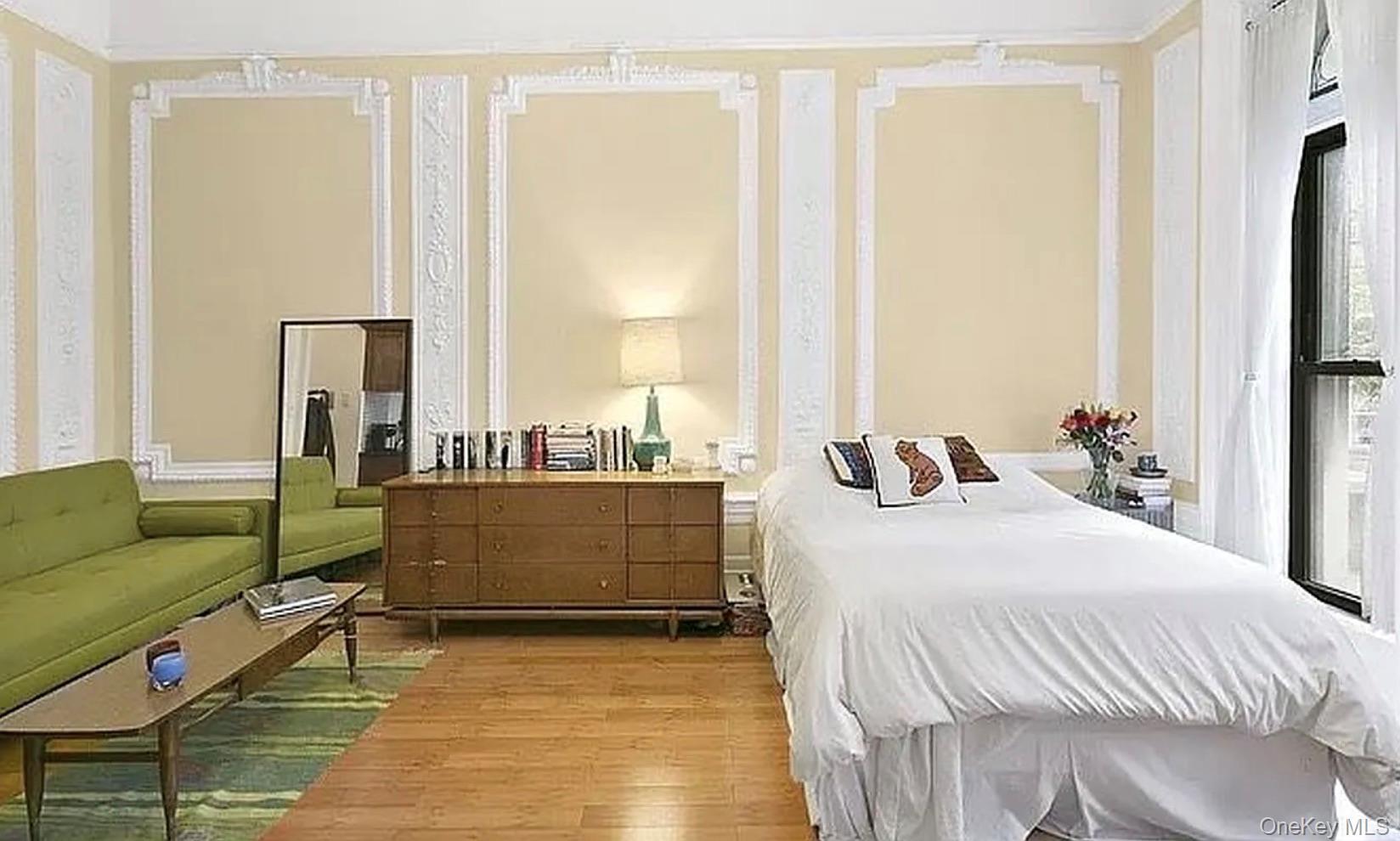 #3 photo, 312 West 101, New York (Manhattan) , NY 10025