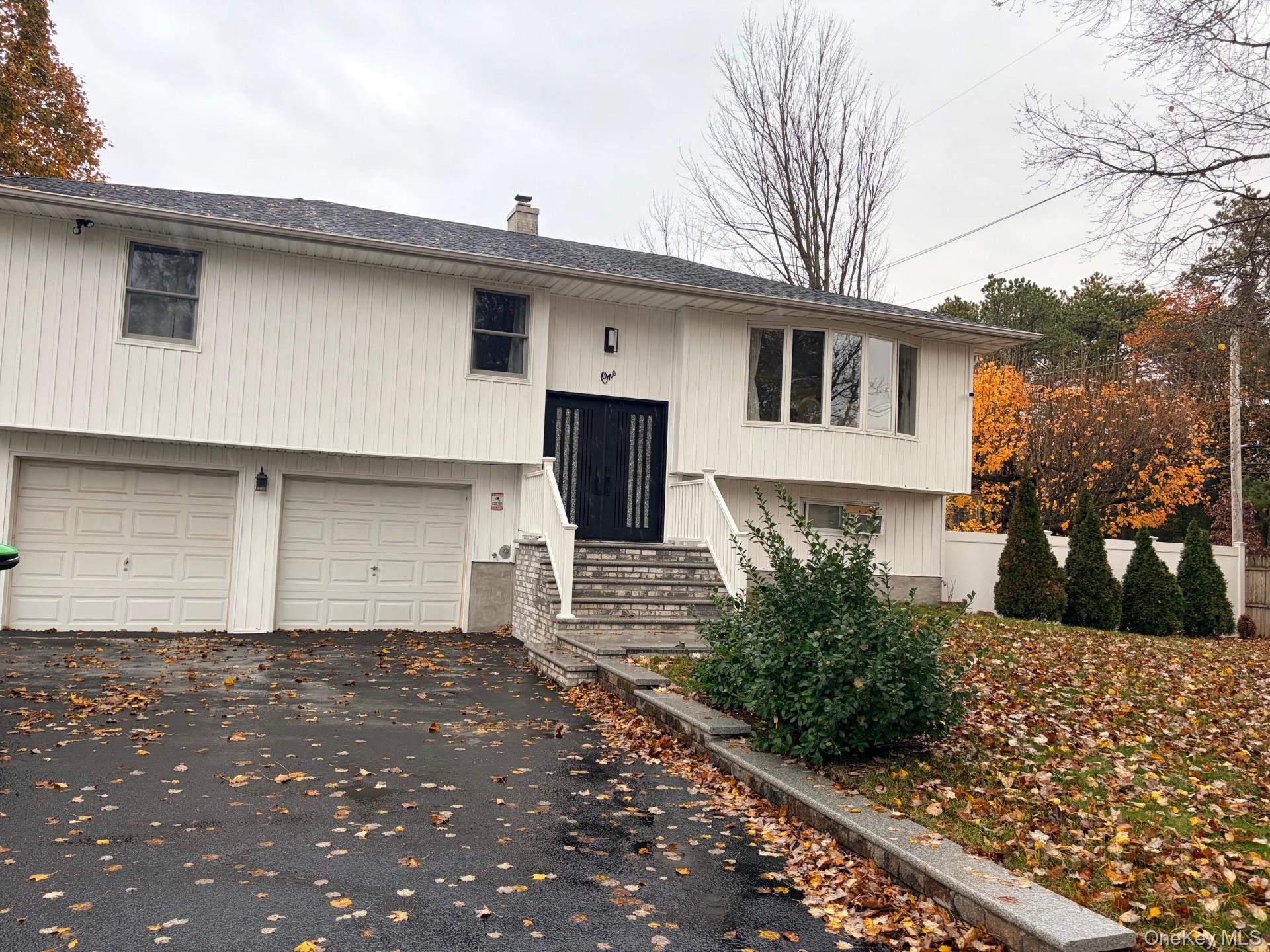 #1 photo, 1 Gilford Court, Melville , NY 11747