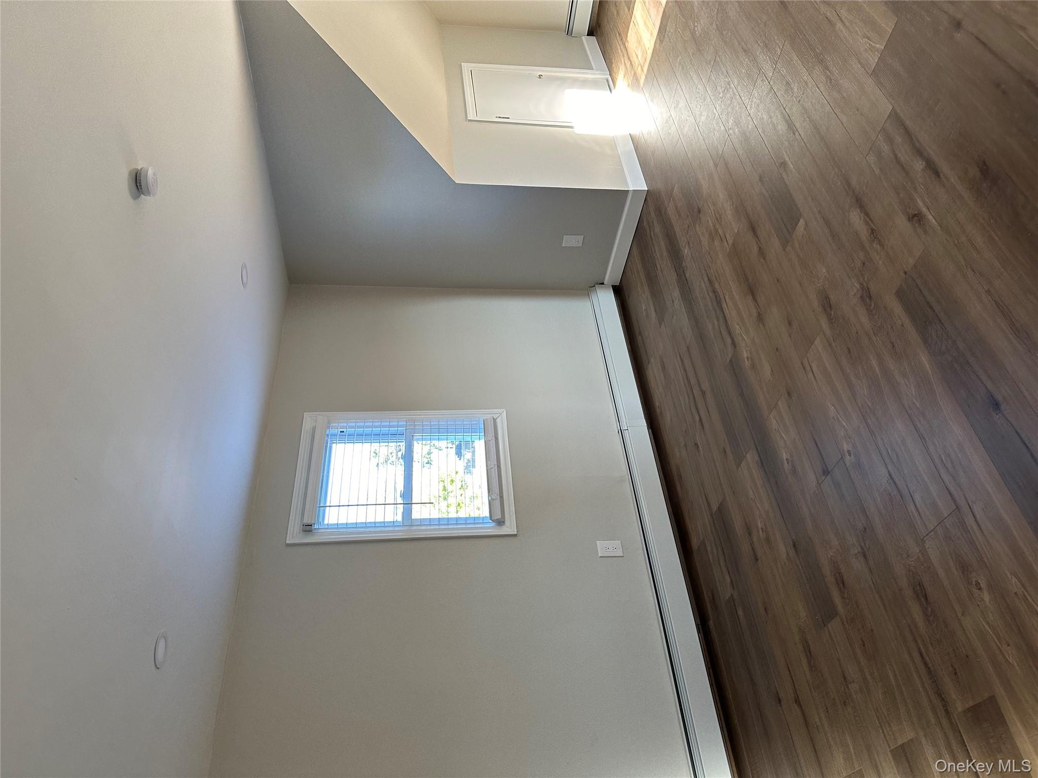 #6 photo, 753 S Walnut Street, Lindenhurst , NY 11757