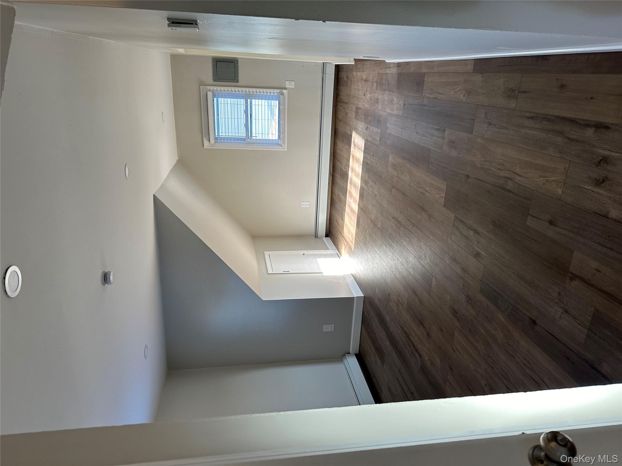 #7 photo, 753 S Walnut Street, Lindenhurst , NY 11757