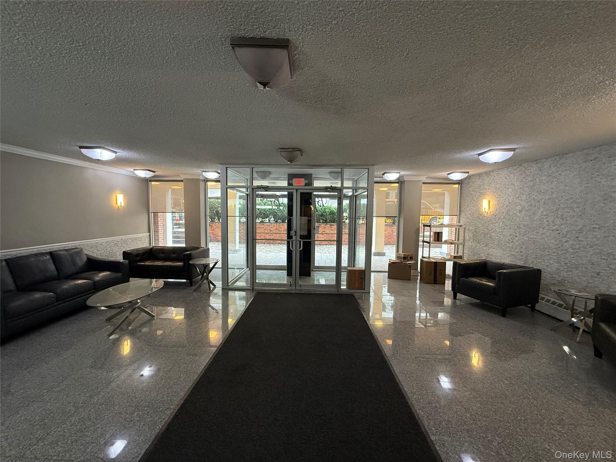 #14 photo, 190 First Street, Mineola , NY 11501