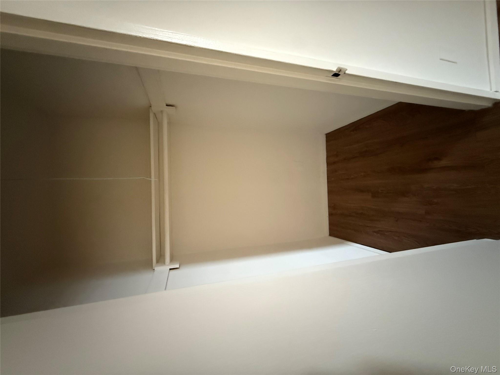 #4 photo, 190 First Street, Mineola , NY 11501