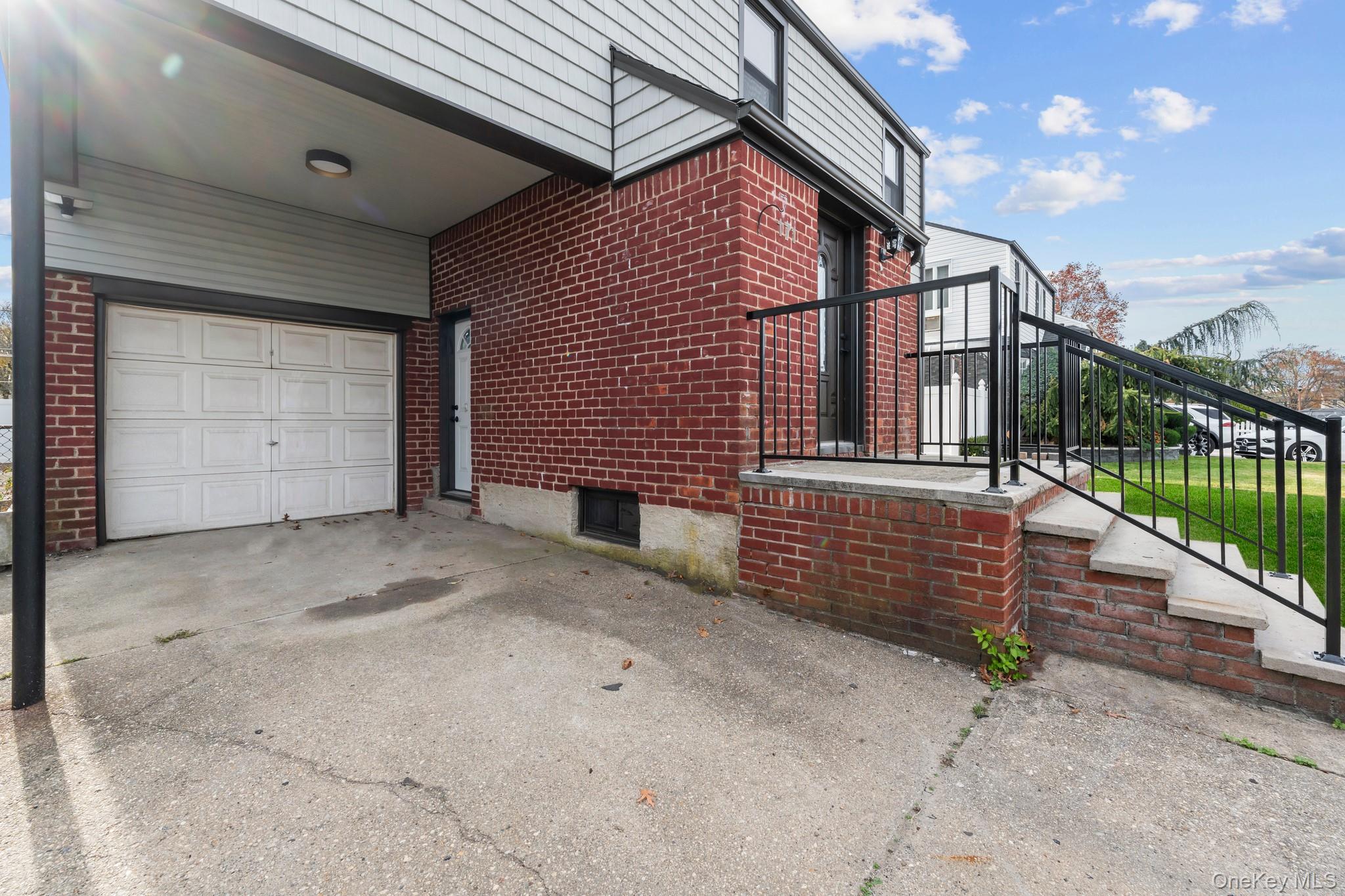 #17 photo, 171 Fallon Avenue, Elmont , NY 11003