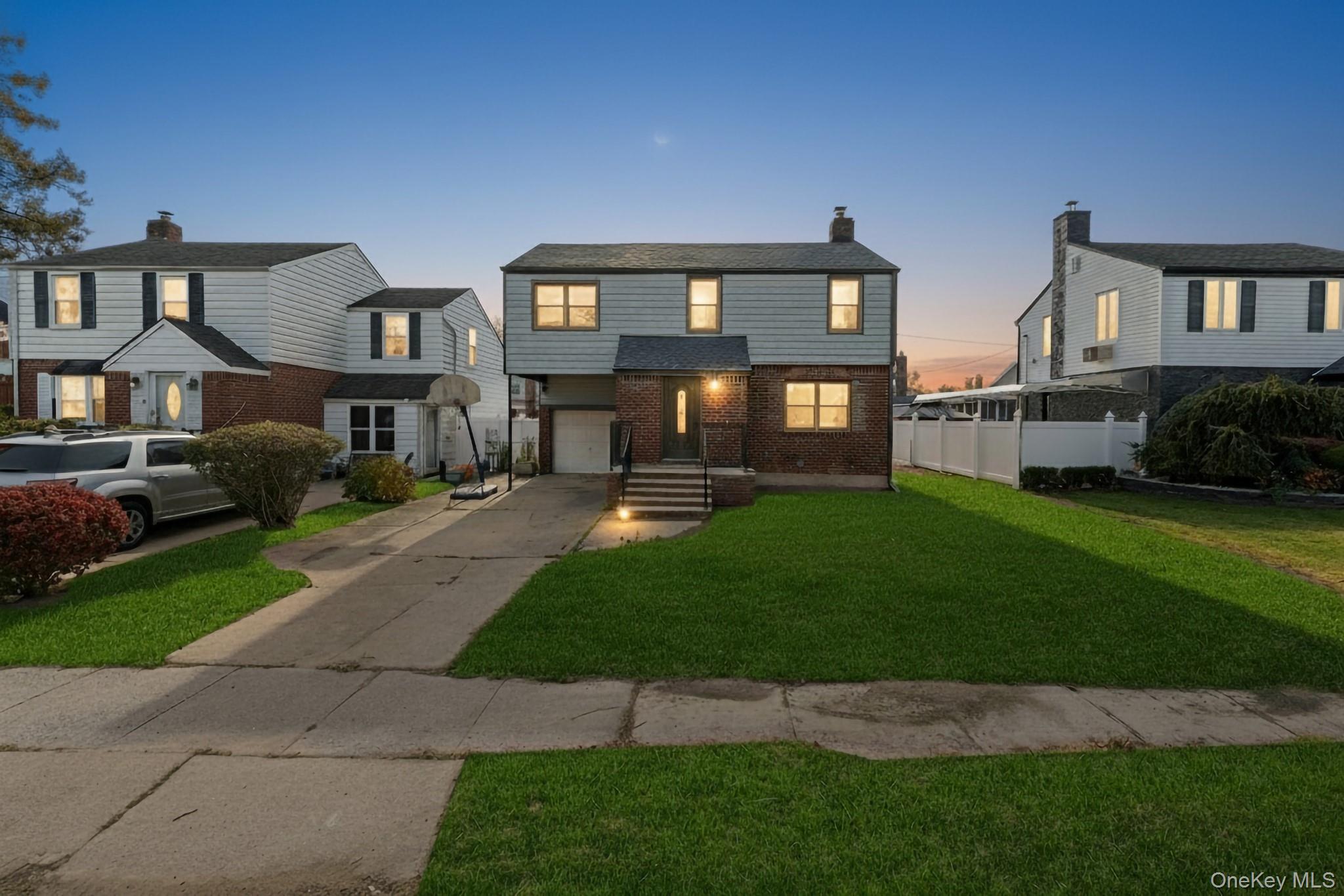 #18 photo, 171 Fallon Avenue, Elmont , NY 11003