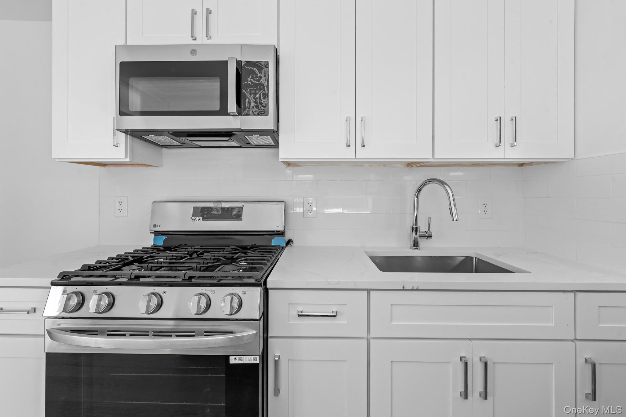 #4 photo, 171 Fallon Avenue, Elmont , NY 11003