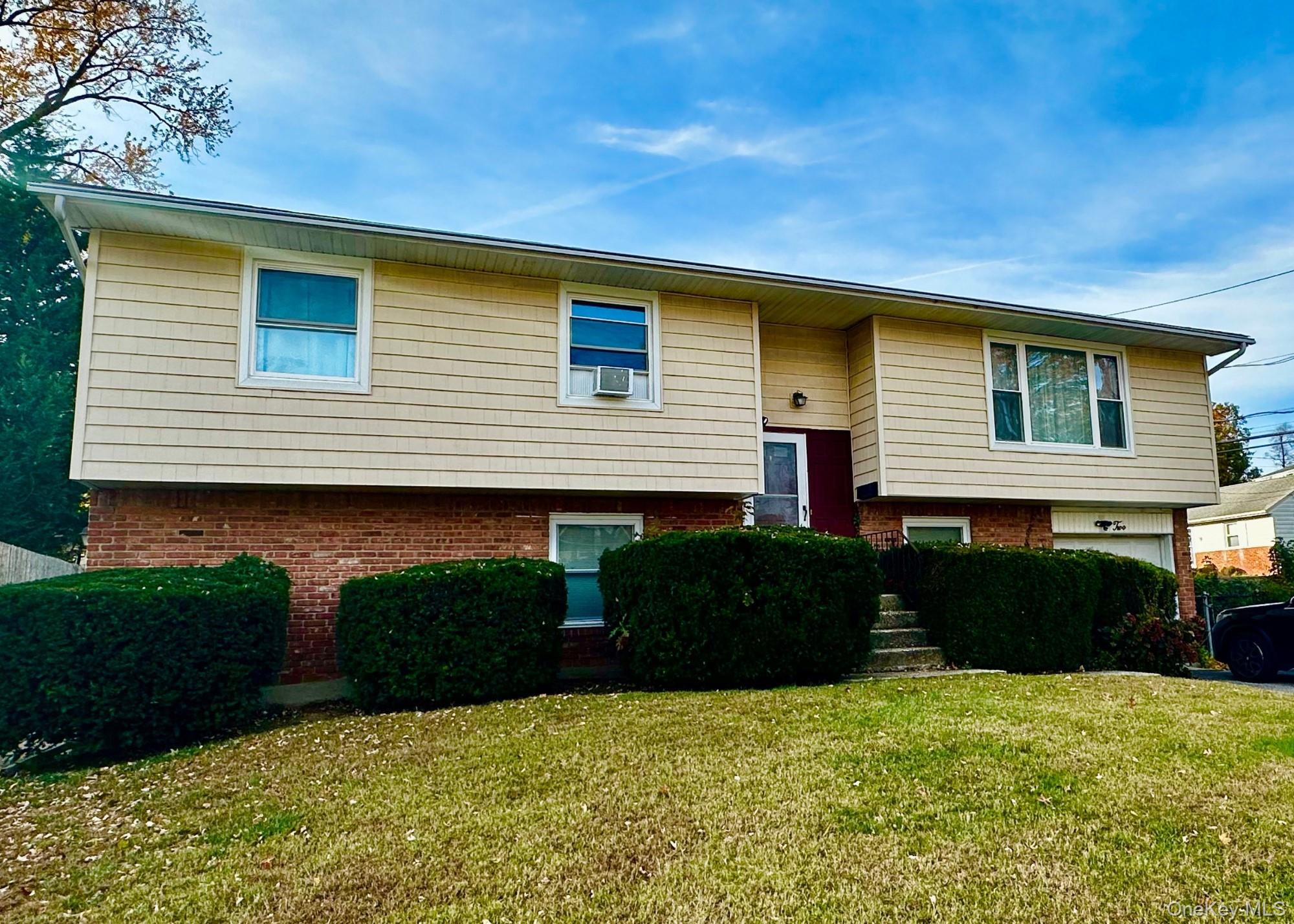 #1 photo, 2 Alex Lane, Glen Cove , NY 11542