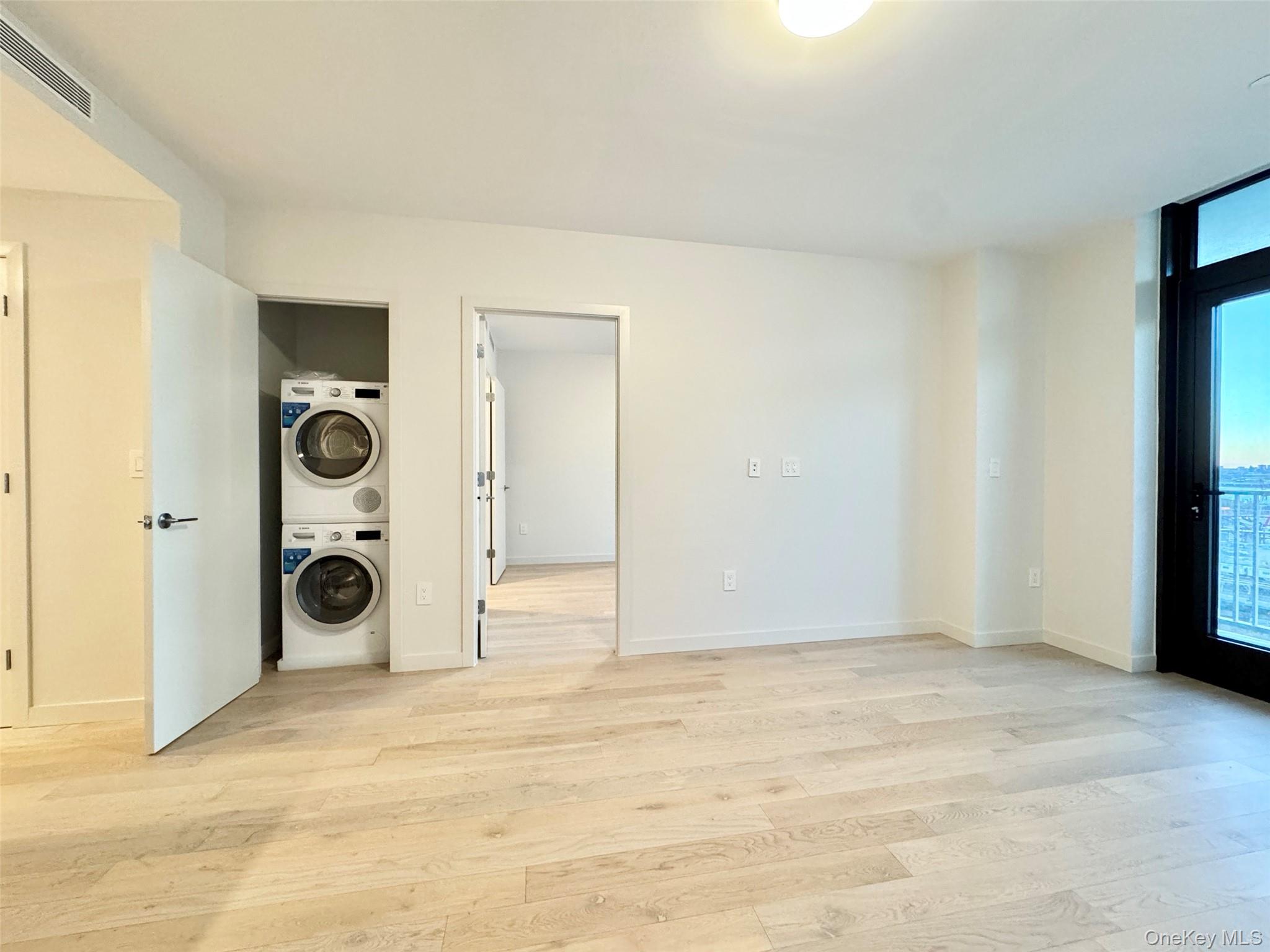 #8 photo, 131-02 B 40th Road, Flushing , NY 11354