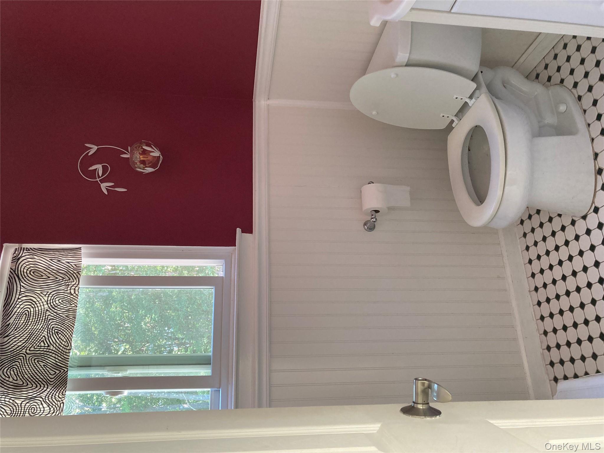 #12 photo, 5 Carry Court, South Setauket , NY 11720