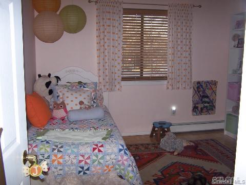 #8 photo, 5 Carry Court, South Setauket , NY 11720