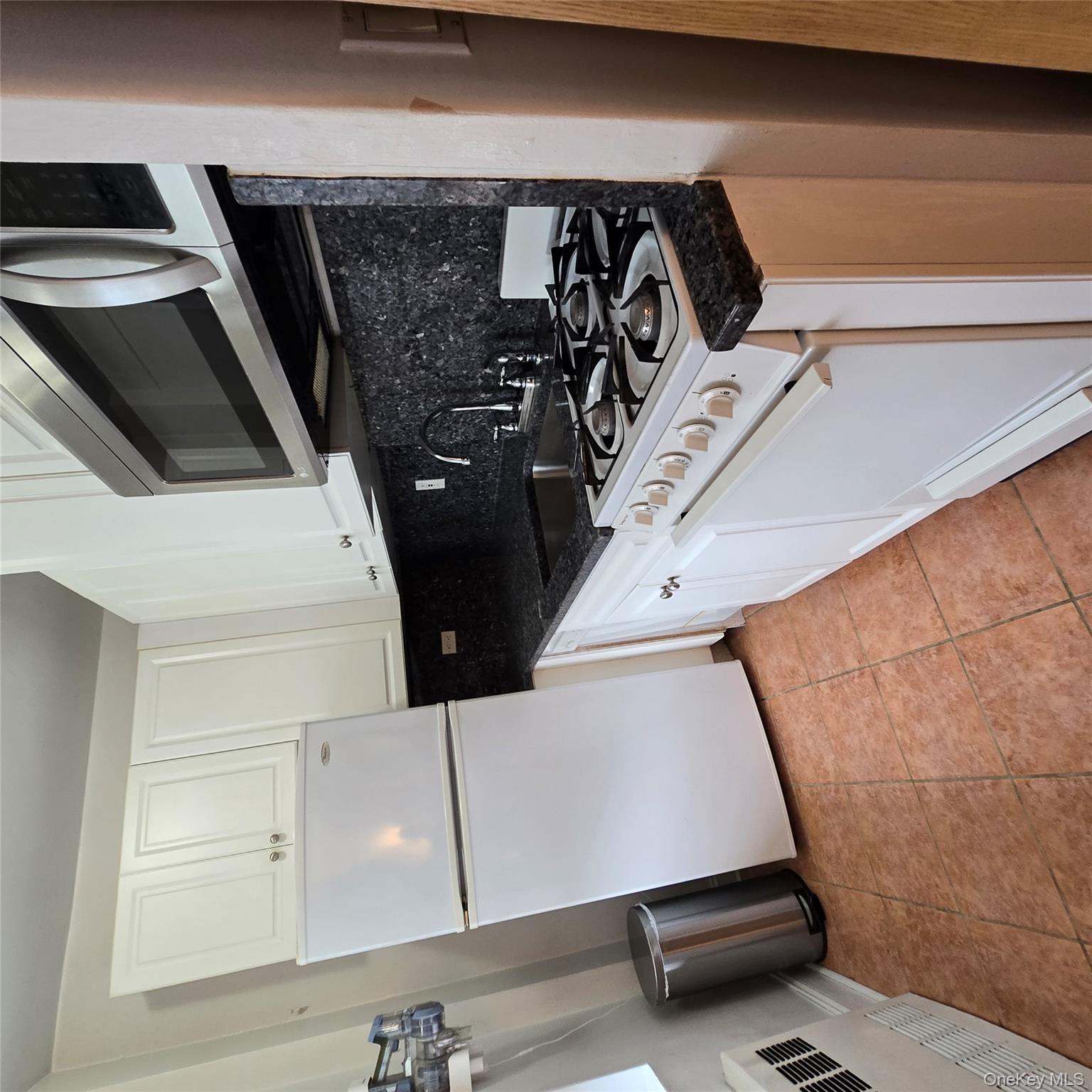 #9 photo, 99-40 63rd Road, Rego Park , NY 11374