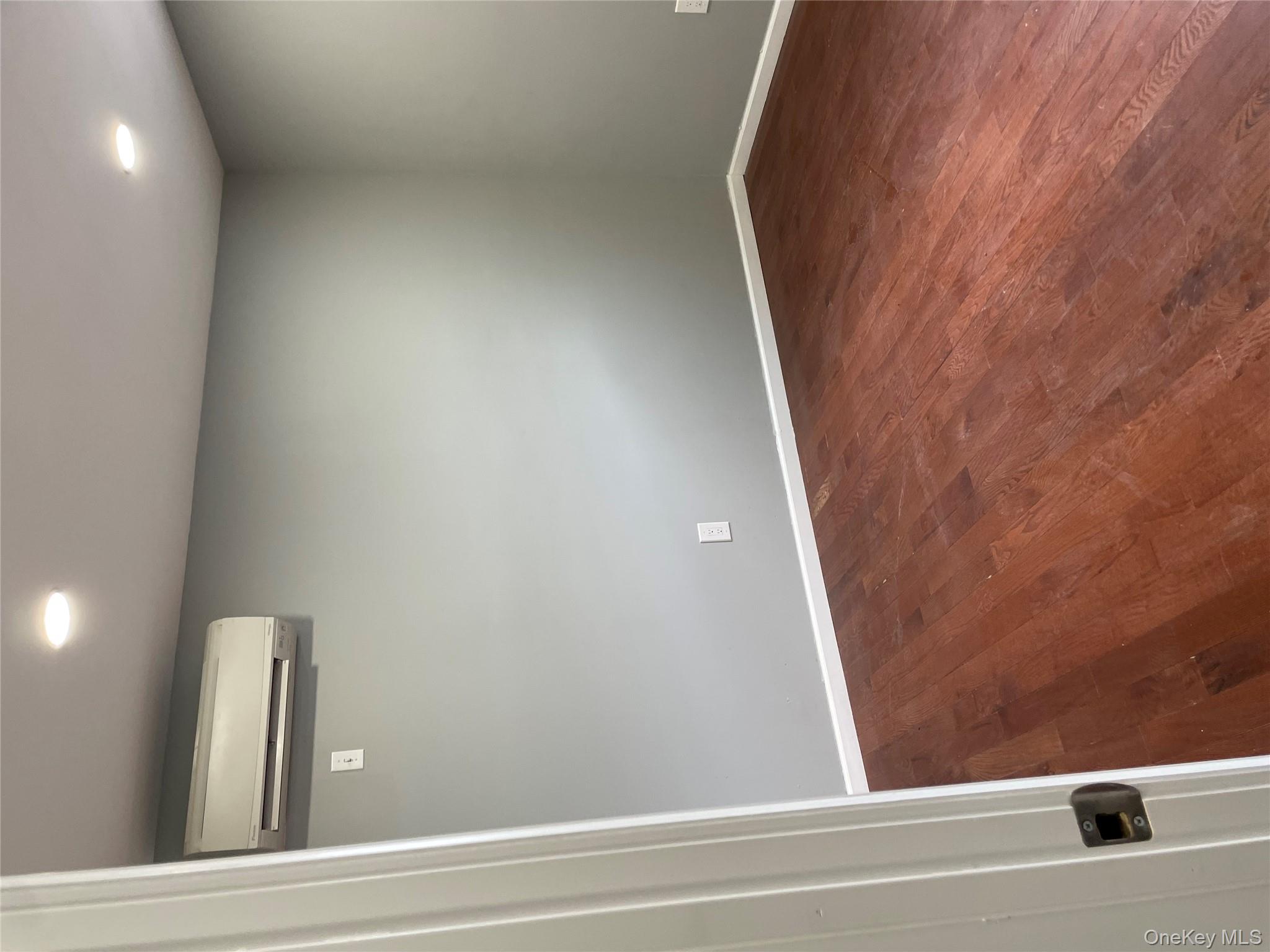 #6 photo, 13108 Sutter Avenue, Ozone Park , NY 11420